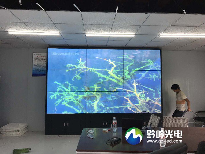 贵州道坦坦科技3*3液晶拼接屏项目